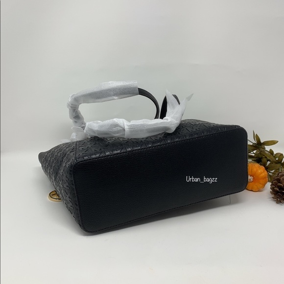 Michael Kors Charlotte Large Top Zip Tote - Picture 6 of 8